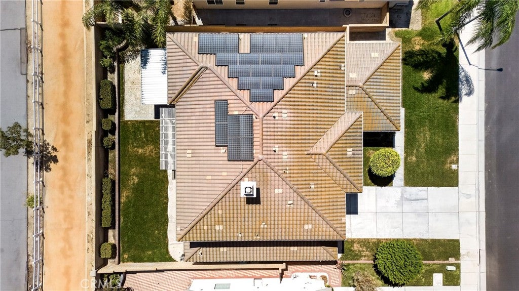 8122 River Bluffs