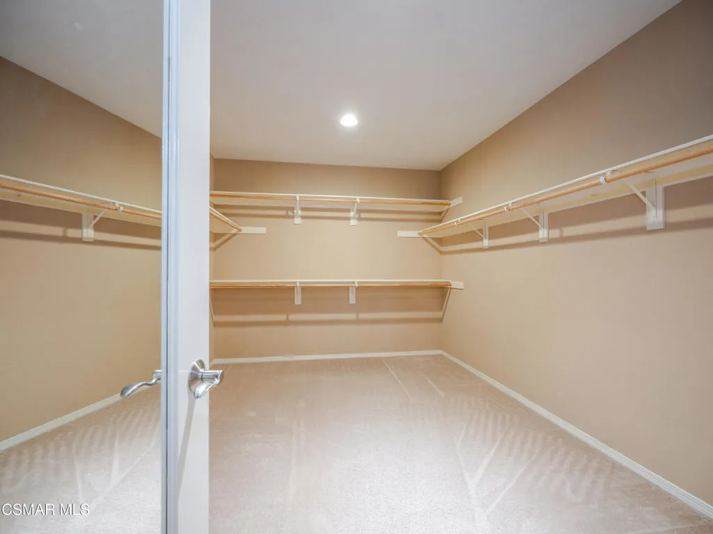 Valencia, California 91354, United States, 3 Bedrooms Bedrooms, ,4 BathroomsBathrooms,Residential,Active,245607