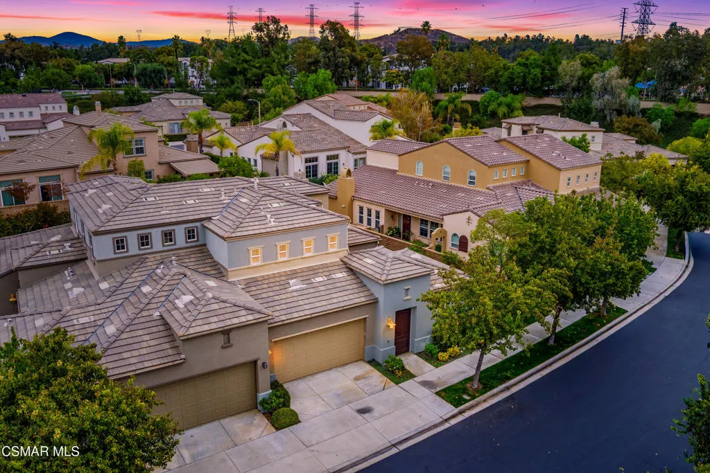 Valencia, California 91354, United States, 3 Bedrooms Bedrooms, ,4 BathroomsBathrooms,Residential,Active,245607