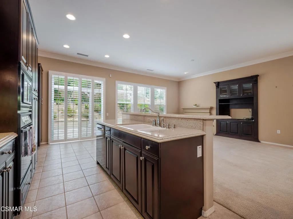 Valencia, California 91354, United States, 3 Bedrooms Bedrooms, ,4 BathroomsBathrooms,Residential,Active,245607