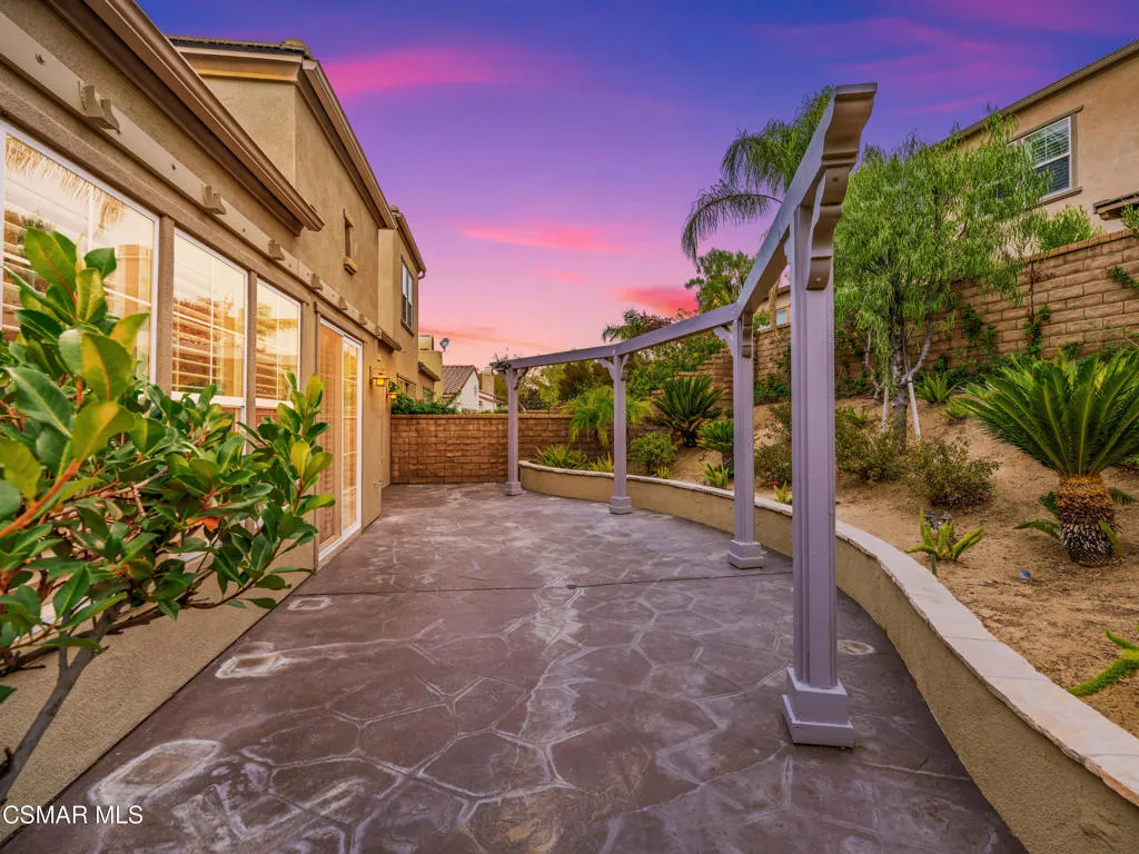 Valencia, California 91354, United States, 3 Bedrooms Bedrooms, ,4 BathroomsBathrooms,Residential,Active,245607