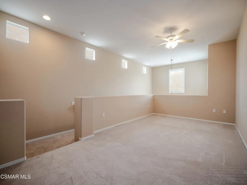 Valencia, California 91354, United States, 3 Bedrooms Bedrooms, ,4 BathroomsBathrooms,Residential,Active,245607