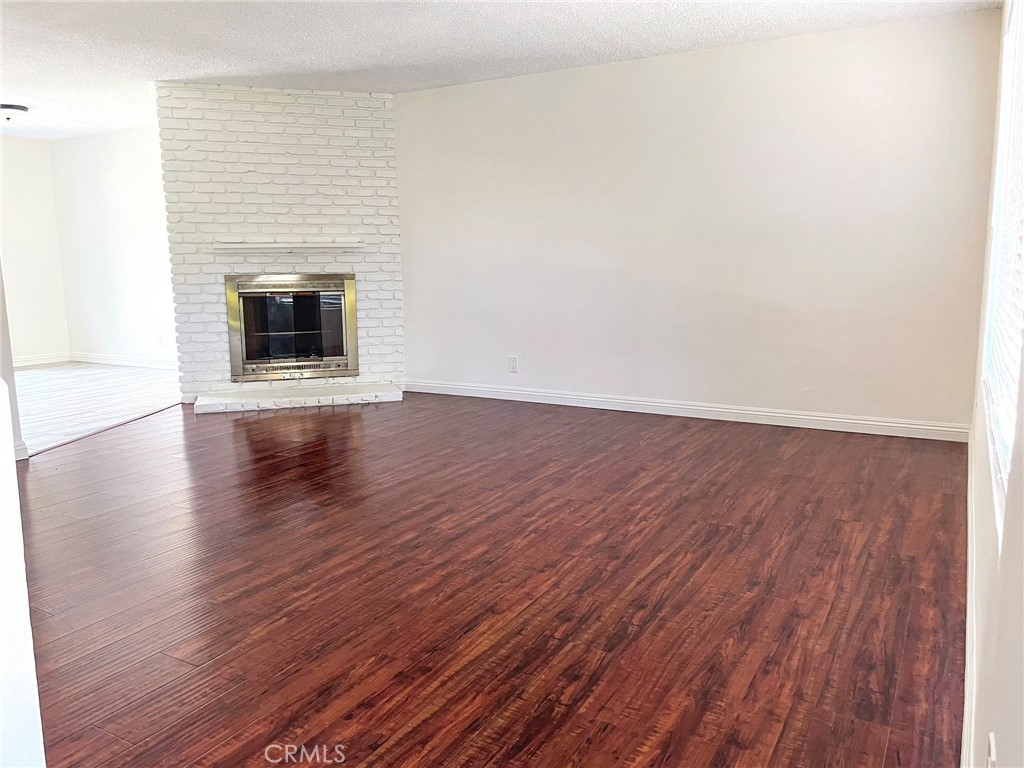 1107 W Memory Lane 15B