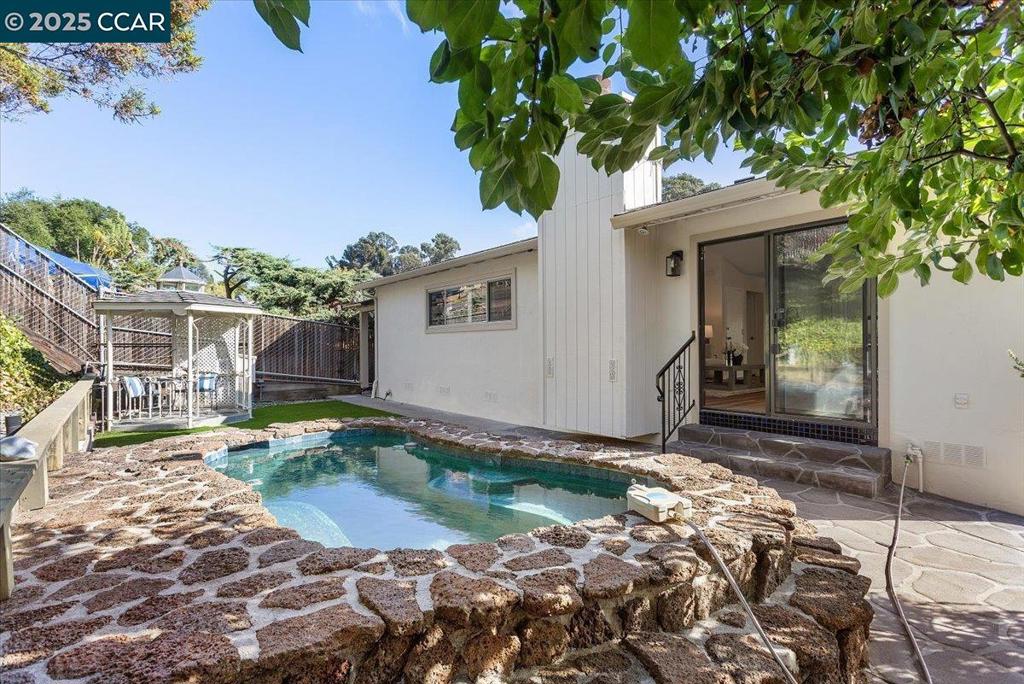 PROCTOR - Residential