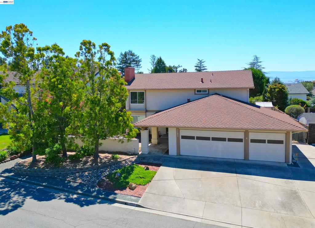 3585 Deer Park Ct CT, Hayward CA 94542