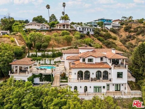 Photo of 1159 Somera Road, Los Angeles, CA 90077 (MLS # 25593935)