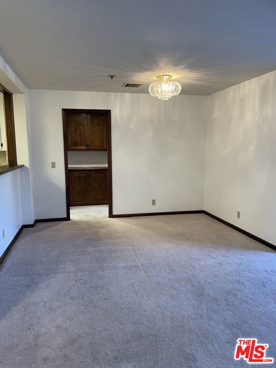 880 W 1st Street 613