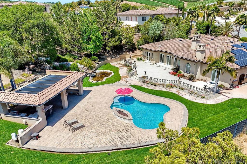 1105 Conure Ct
