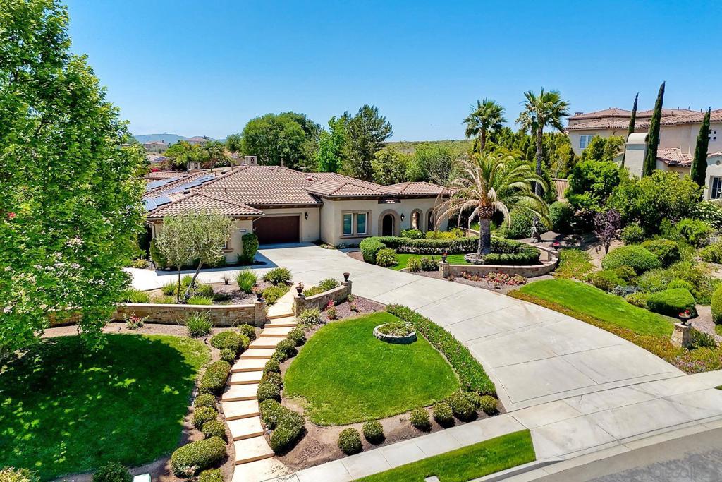 1105 Conure Ct
