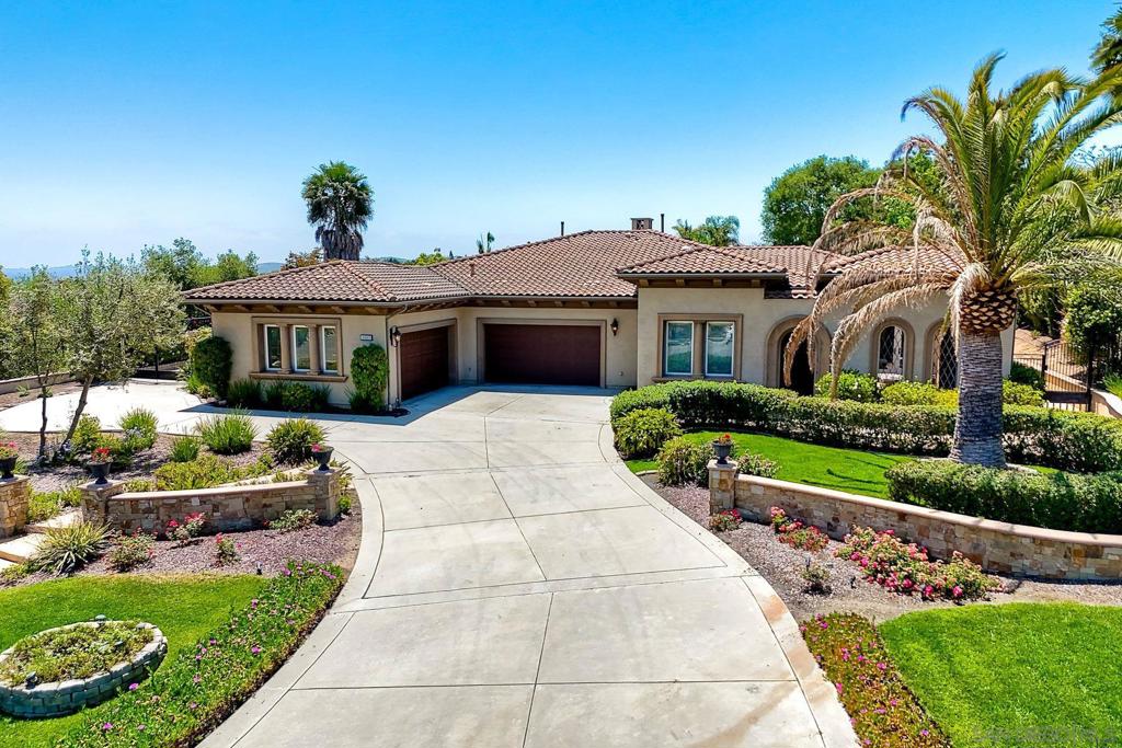 1105 Conure Ct