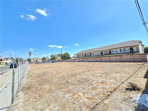 5741 Burnham Buena Park CA 90621