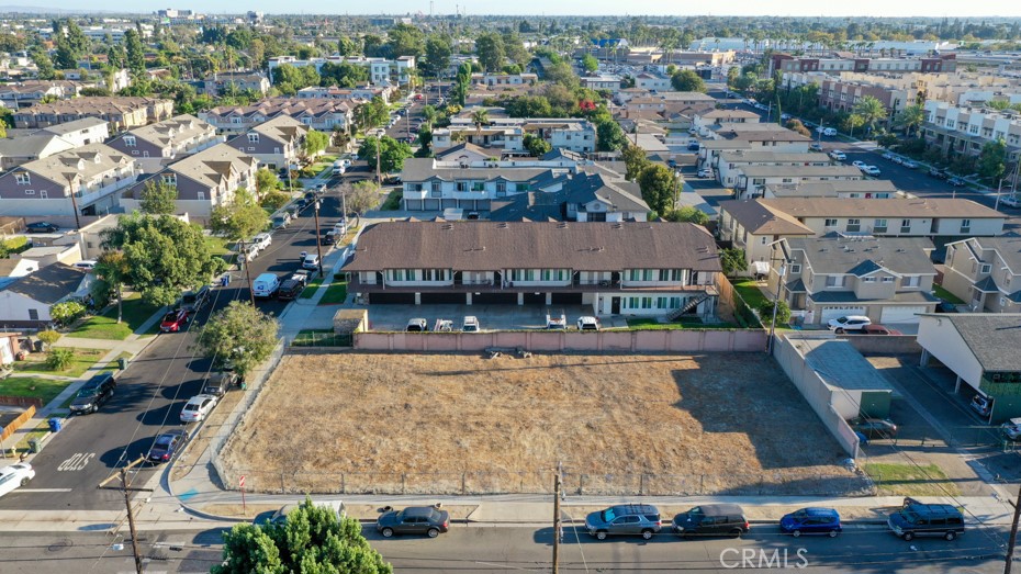 5741 Burnham
