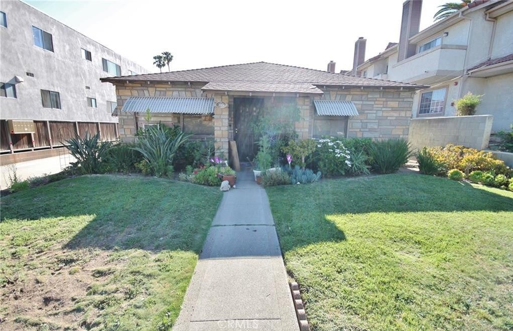 115 S Chester Avenue