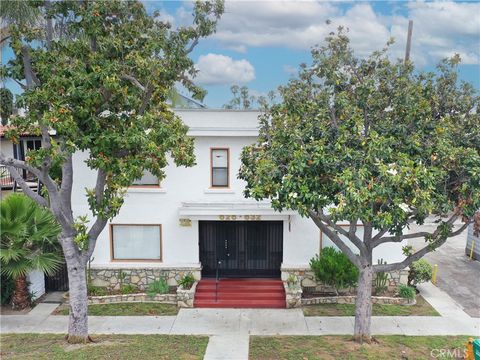Photo of 626 Linden AVE, Long Beach, CA 90802 (MLS # PW26101728)