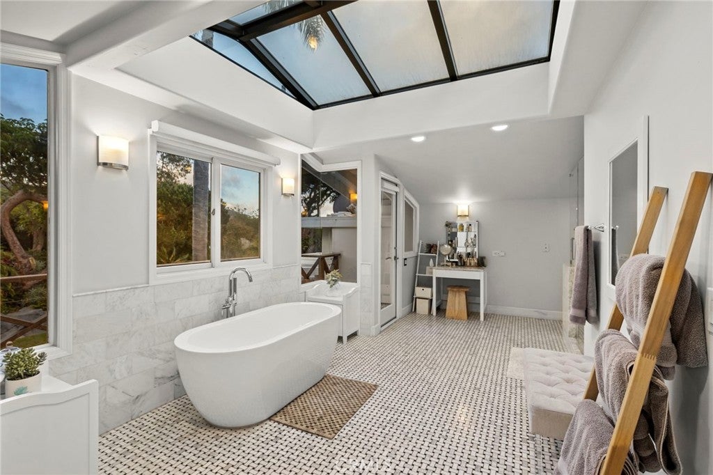 210 Monarch Bay, Dana Point CA 92629 - Photo 25