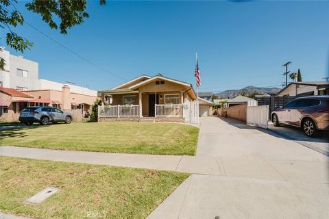 Photo of 609 Alexander Street, Glendale, CA 91203 (MLS # BB26082612)