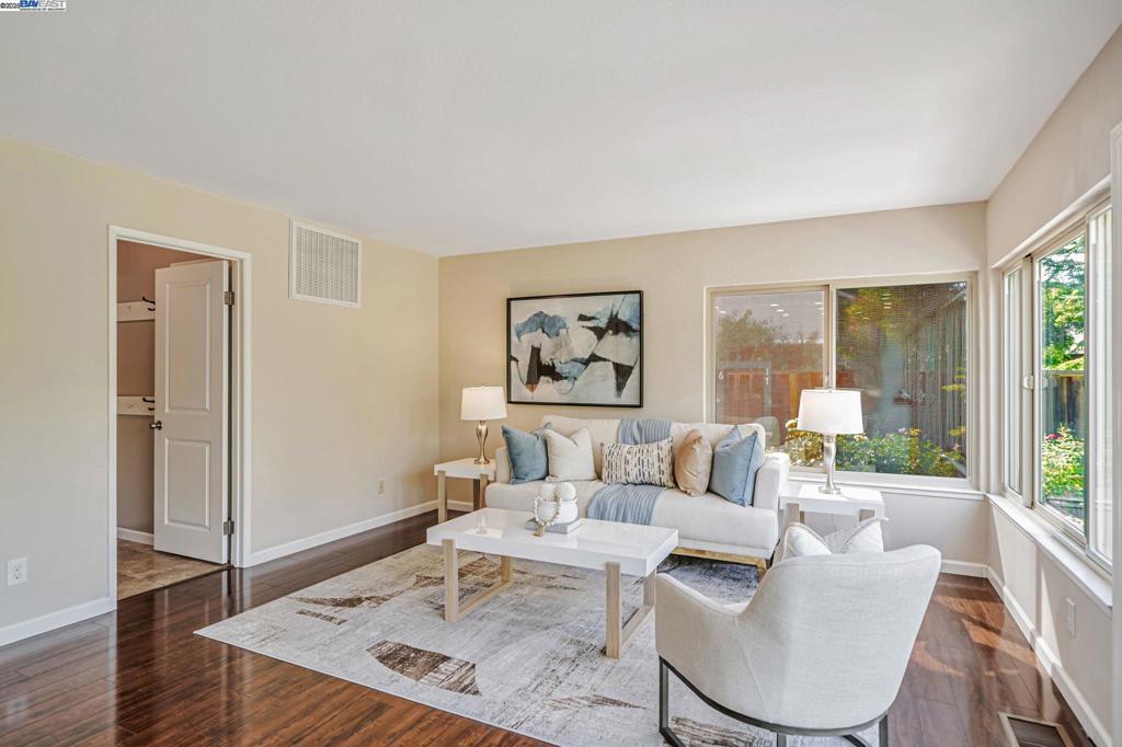 PLEASANTON - Residential