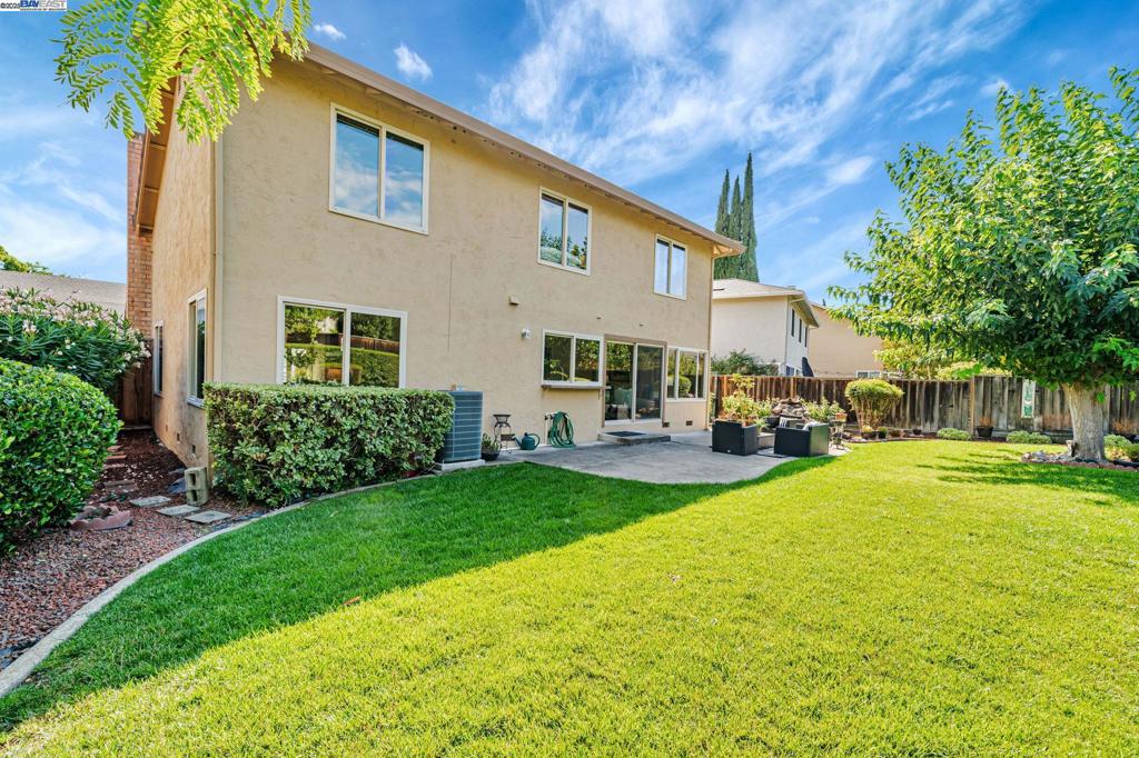 PLEASANTON - Residential