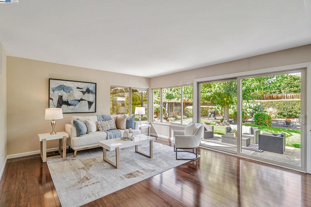 PLEASANTON - Residential