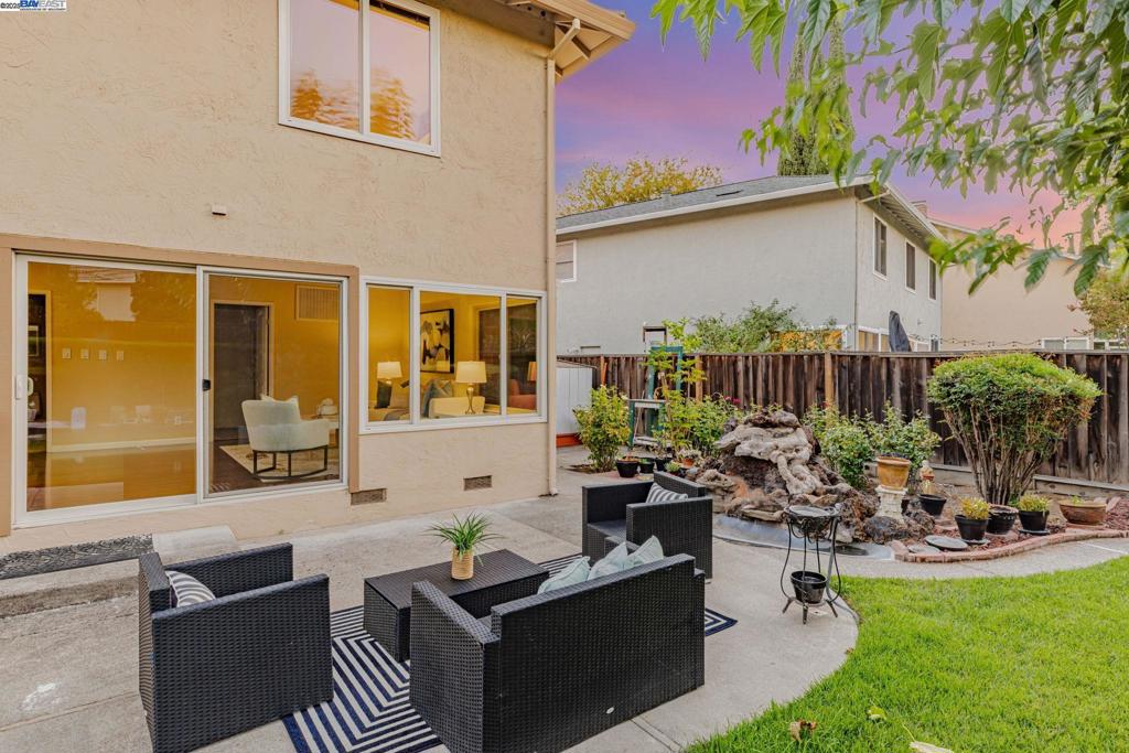PLEASANTON - Residential