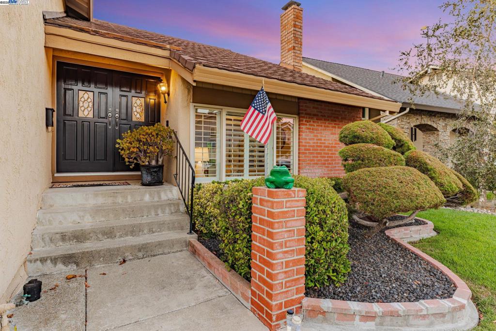 PLEASANTON - Residential