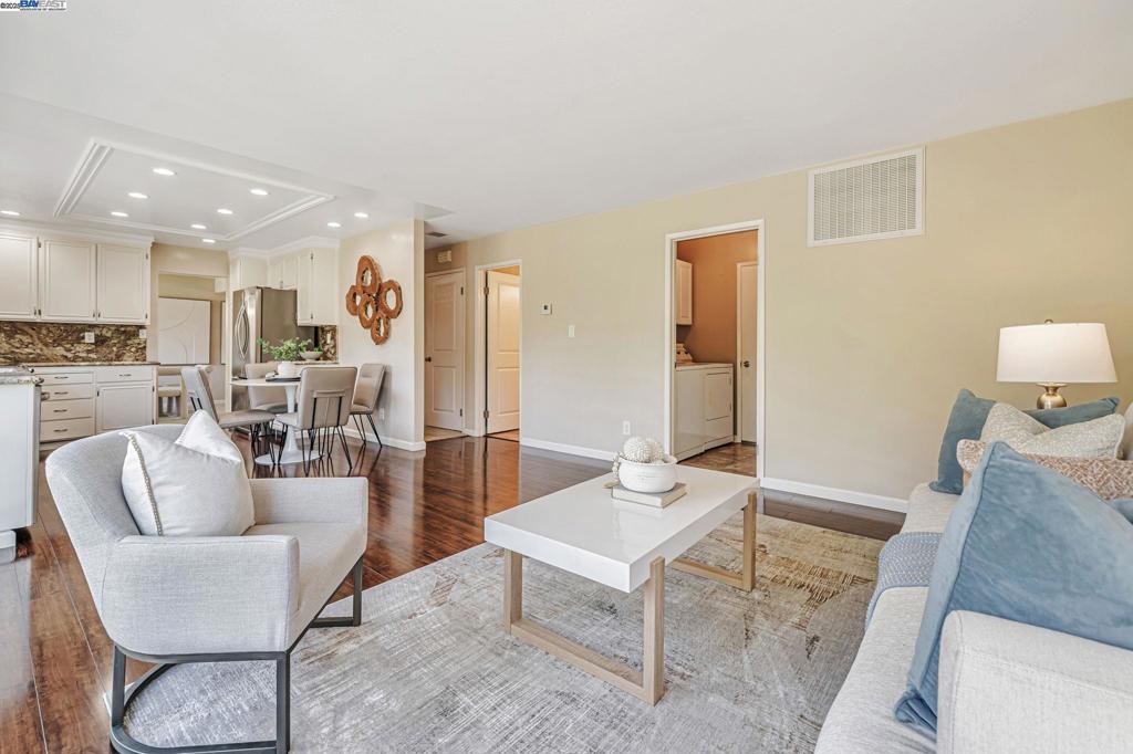 PLEASANTON - Residential