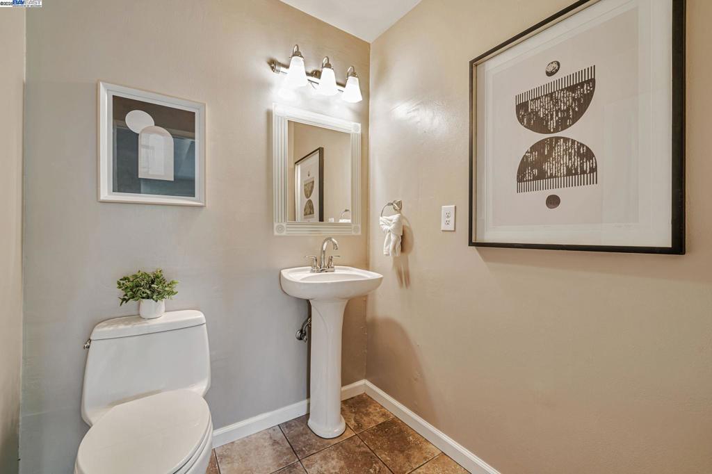 PLEASANTON - Residential