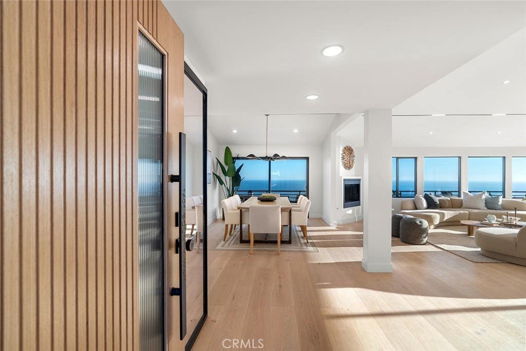 Photo of 1401 Bounty Way, Laguna Beach, CA 92651 (MLS # LG26064927)