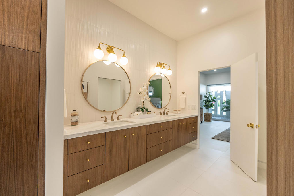 Indian Wells C.C. - Residential