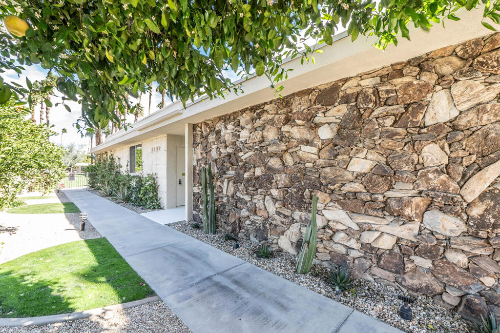 Indian Wells C.C. - Residential