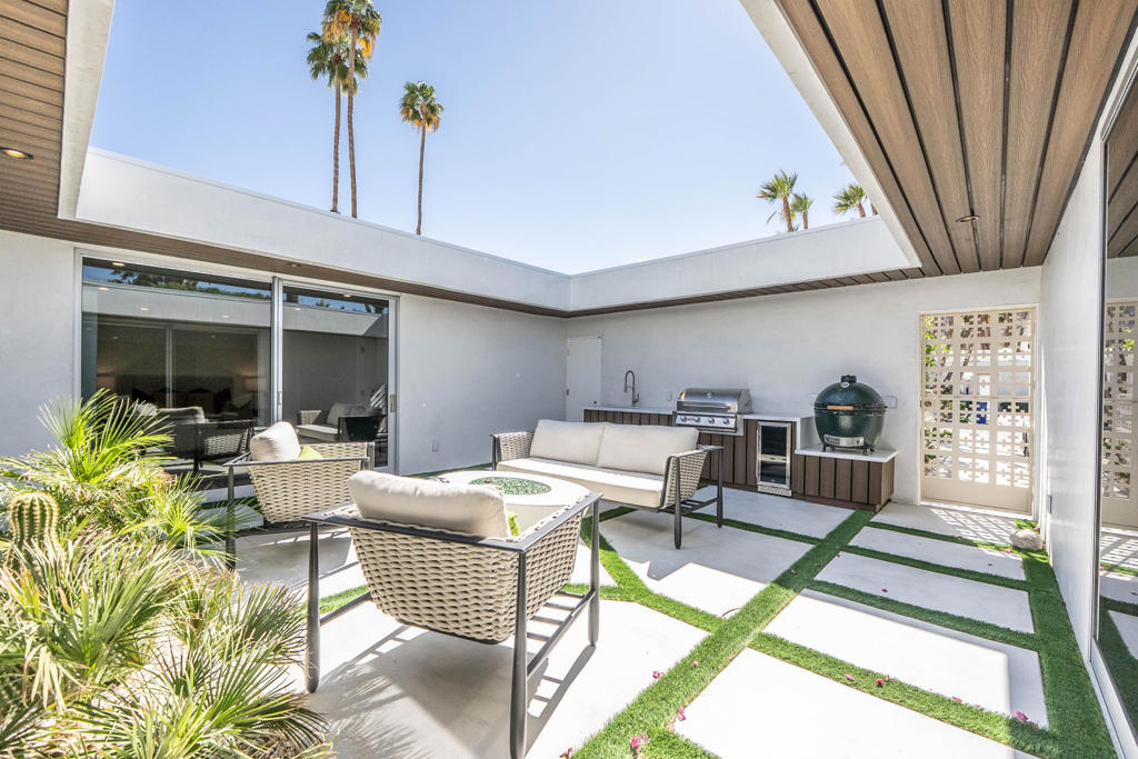 Indian Wells C.C. - Residential