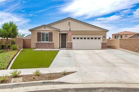 Photo of 31081 Skyview CIR, Menifee, CA 92584 (MLS # SW26193772)