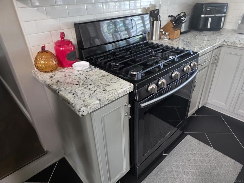 La Mesa - Residential