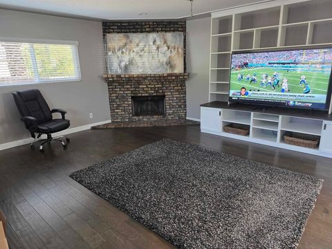 Photo of 7175 STANFORD AVE Ave, La Mesa, CA 91942 (MLS # 250043495SD)