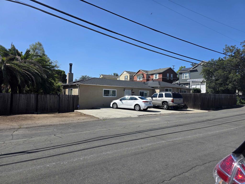 La Mesa - Residential