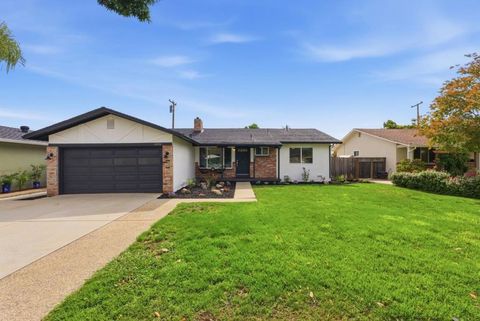 Photo of 4878 Tilden Drive, San Jose, CA 95124 (MLS # ML82049214)