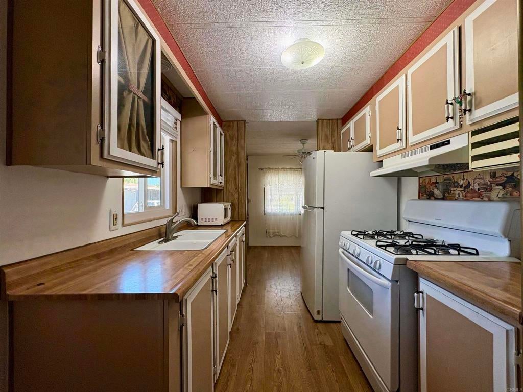 1174 E Main St 173
