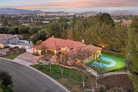 Photo of 24966 Tyler Place, Murrieta, CA 92562 (MLS # SW26063876)