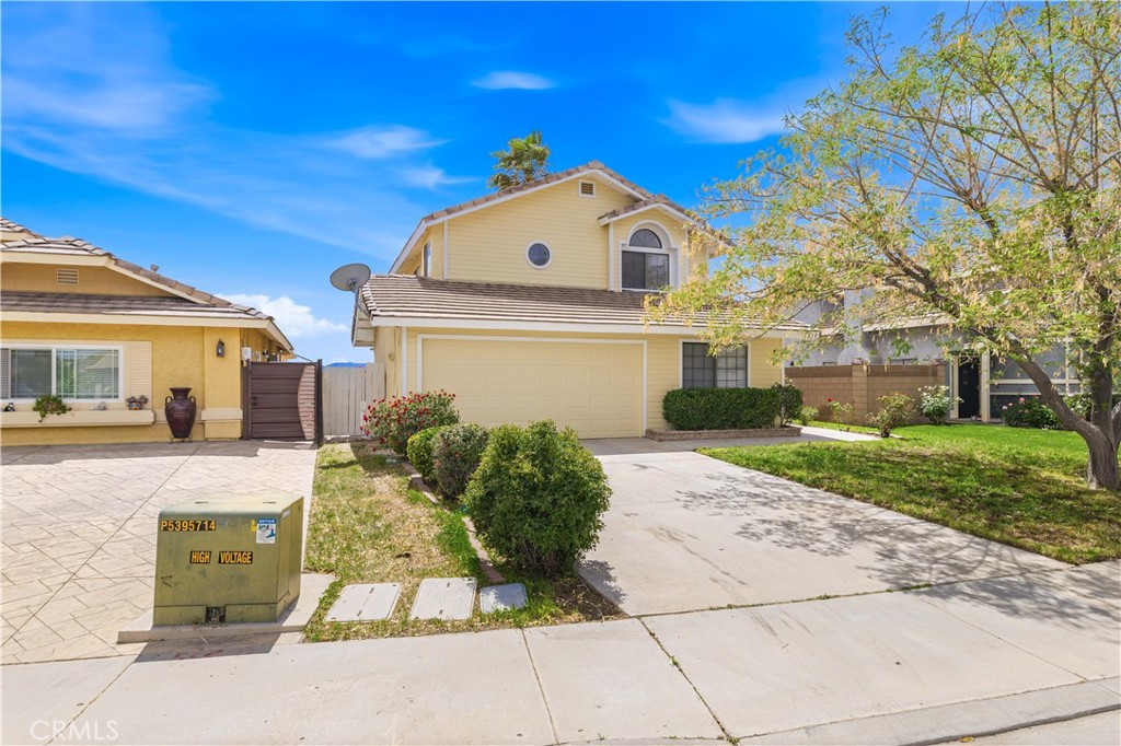 1212 W Ave H4