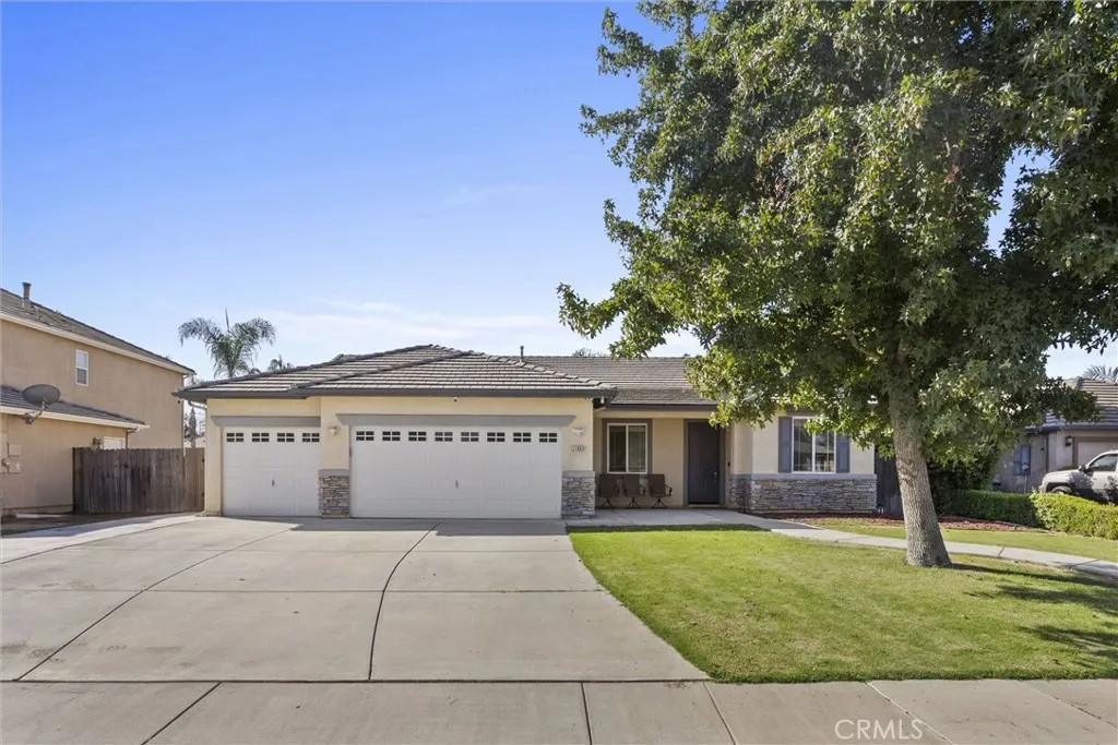 Bakersfield, California 93312, United States, 4 Bedrooms Bedrooms, ,2 BathroomsBathrooms,Residential,Active,221066