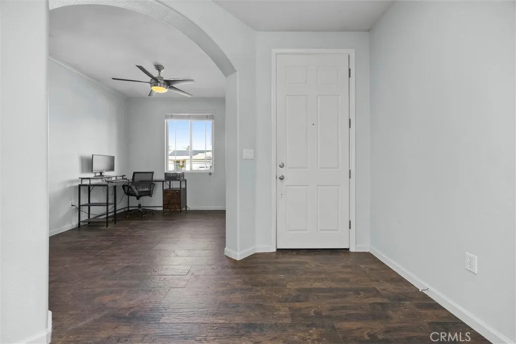 Bakersfield, California 93312, United States, 4 Bedrooms Bedrooms, ,2 BathroomsBathrooms,Residential,Active,221066