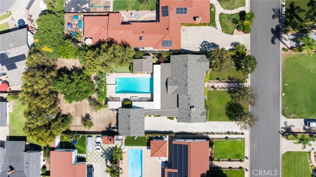880 S Woodbury Drive