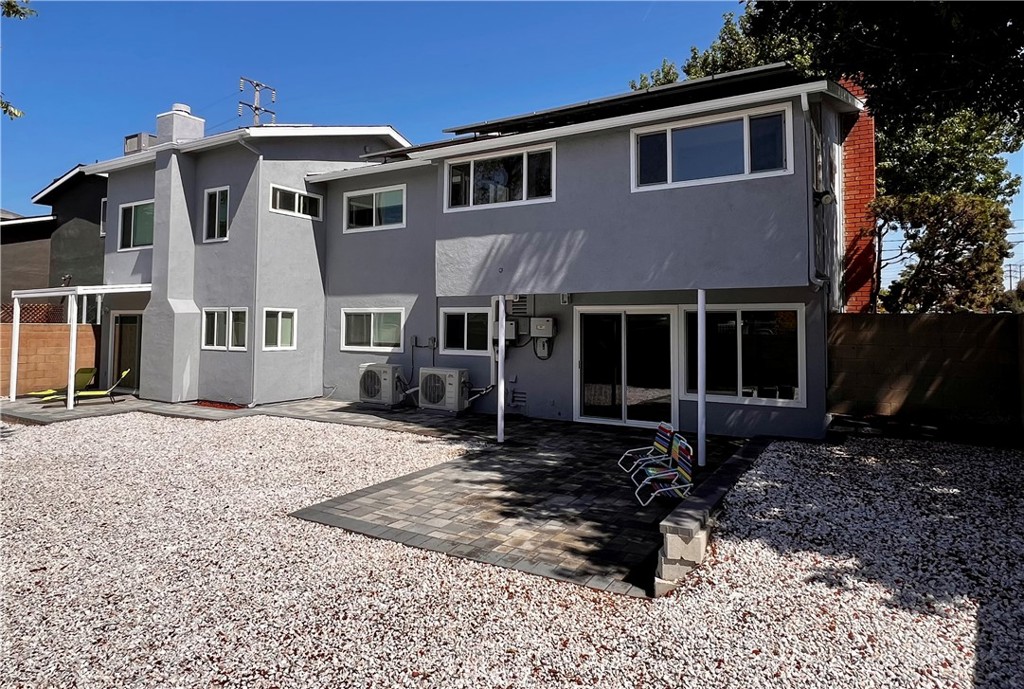 1514 E Maple Avenue