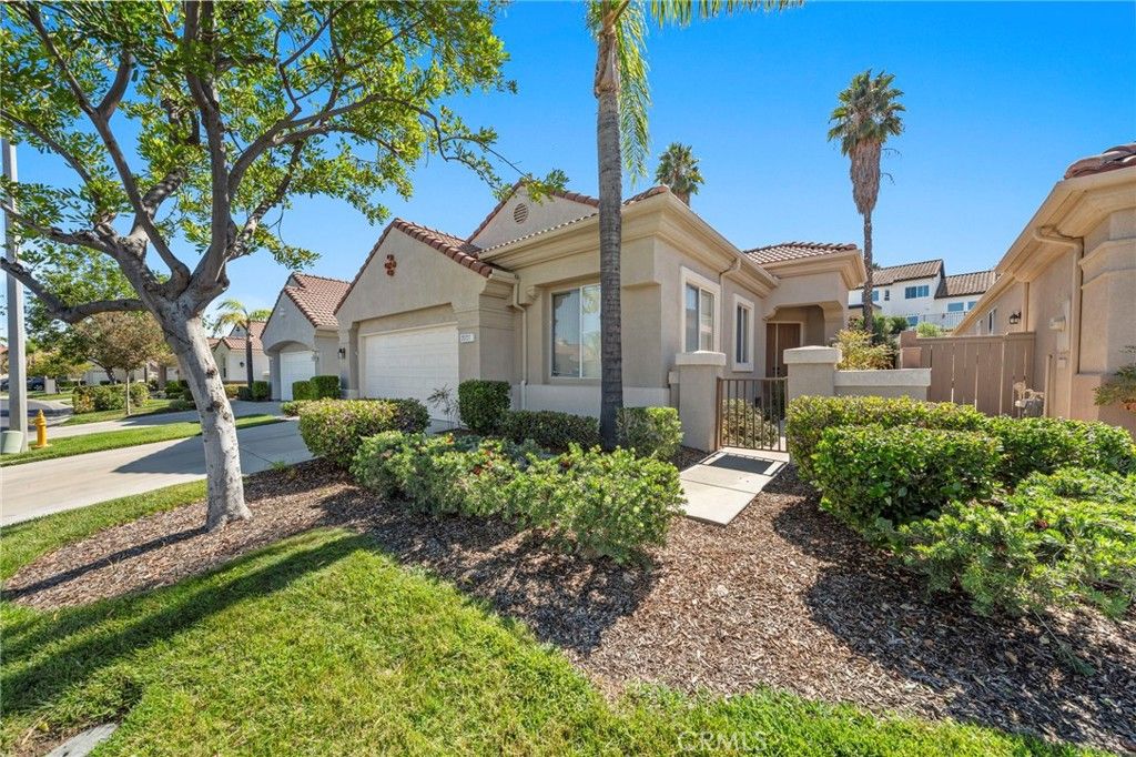Photo of 23727 Corte Andar, Murrieta, CA 92562 (MLS # SW26063339)