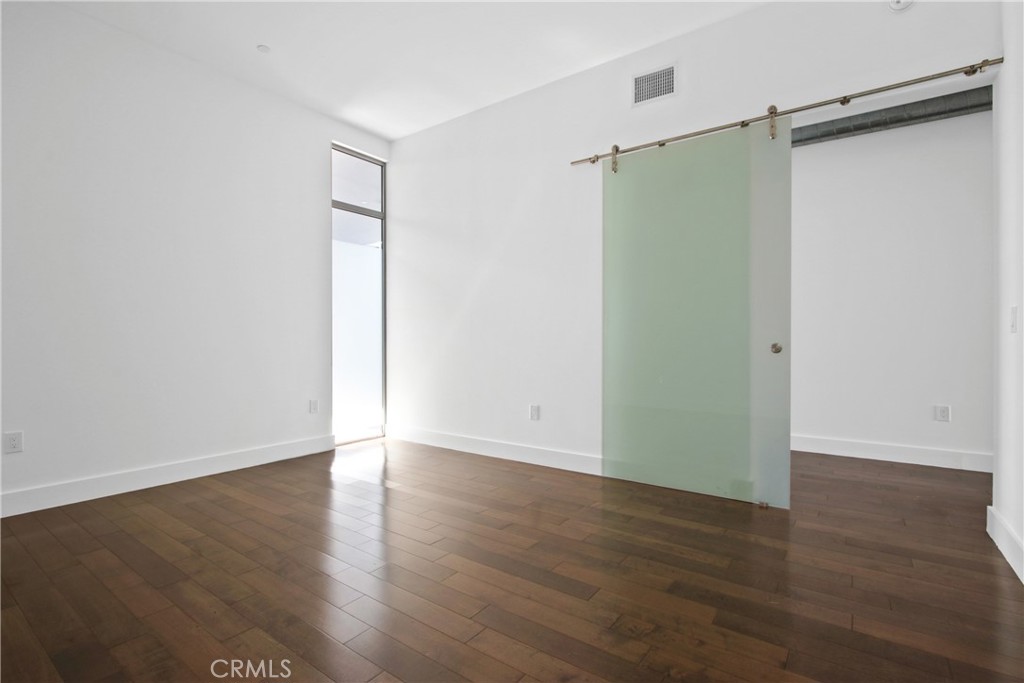Downtown (DT) - Residential Lease