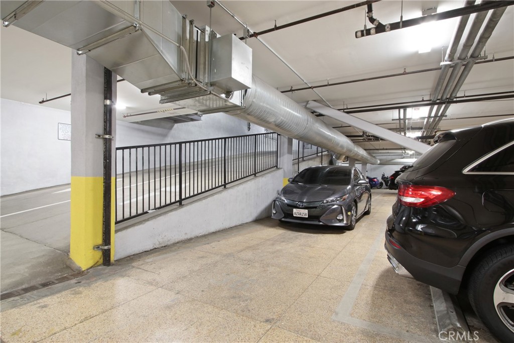 Downtown (DT) - Residential Lease