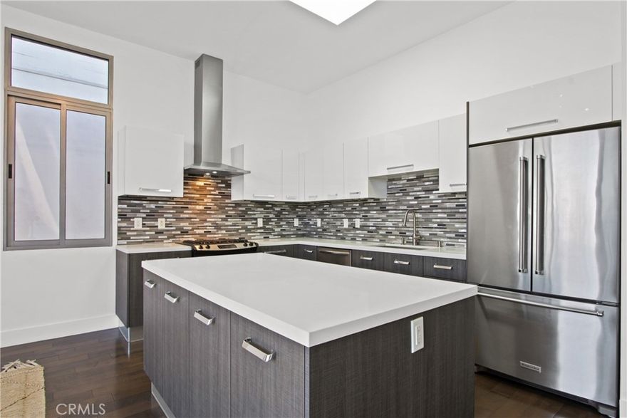 LUXURIOUS PENTHOUSE + TOP FLOOR + CORNER END LOCATION + HUGE OVERSIZED BALCONY WITH EASTERN EXPOSURE + 1 BEDROOM + 1 BATHROOM + ASSIGNED PARKING SPACE FOR 2 VEHICLES.



LUXURIOUS HOME AT THE NEWBERRY LOFTS! EXCELLENCE MEETS MODERN SOPHISTICATION!



An open space LOFT concept with a large bedroom with barn door.  Cement construction with soaring high ceilings. The living room has Eastern exposure via an oversized huge floor to ceiling patio window along with a modern fireplace!  Prime View overlooking Pine Ave.



The modern kitchen features a stainless-steel appliance package, backsplash, large island, quartz counter tops and space for a table if desired. Previously the JJ New Berry’s Department Store remade in 2017 into LOFTS. 0-5 blocks away from everything! Mini-mart, coffee, Beach, boardwalk, parks, restaurants, bars, night life, metro train, E-scooters, Uber, Lyft, museums, grocery stores, shopping, outlets, freeways & entertainment, movies, farmers markets, ice cream parlor, Grand Prix, The Pike, Nike, outlets, marina, Queen Mary, jet skis, boat rentals, paddle boarding, Pine Ave, Belmont Shores!