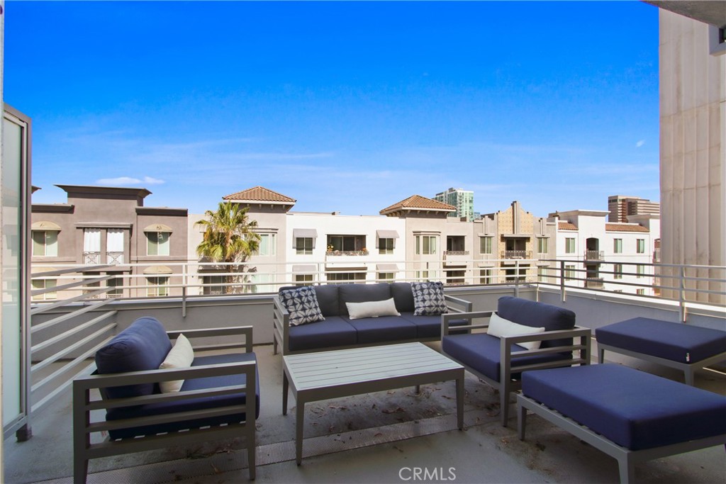 Downtown (DT) - Residential Lease