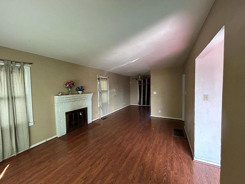 551 Vallejo Avenue