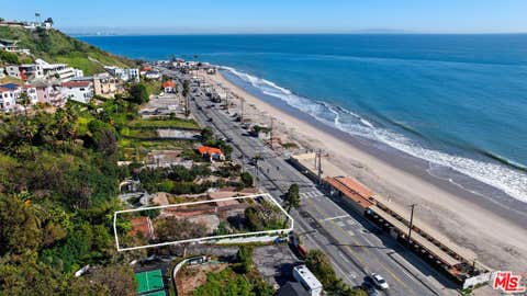 Photo of 21443 Pacific Coast Highway, Malibu, CA 90265 (MLS # 26874813)